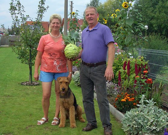 Riesenkohlrabi (Foto: Jörg Hass) Riesenkohlrabi (Foto: Jörg Hass)