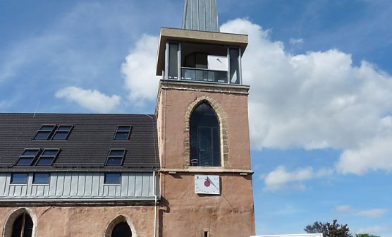 Sonnenuhr Cruciskirche (Foto: Karl-Heinz Herrmann)