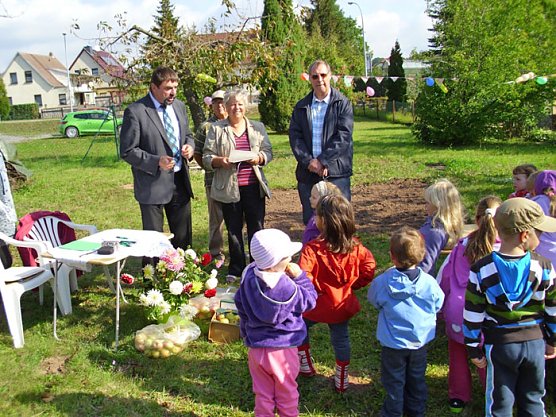 Patenschaft abgeschlossen (Foto: T. Leipold)