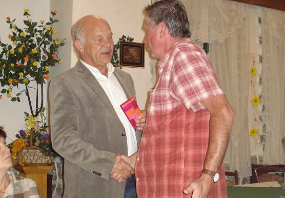 Bei Versammlung geehrt (Foto: Uwe Vogt) Bei Versammlung geehrt (Foto: Uwe Vogt)