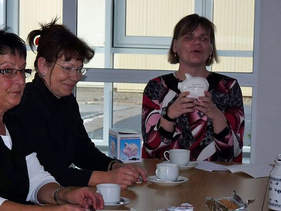 Treffen unruhige Beine (Foto: Karl-Heinz Herrmann) Treffen unruhige Beine (Foto: Karl-Heinz Herrmann)