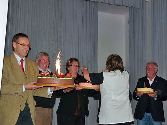 Jubiläumsfeier 60 Jahre Ferienlager (Foto: Karl-Heinz Herrmann) Jubiläumsfeier 60 Jahre Ferienlager (Foto: Karl-Heinz Herrmann)