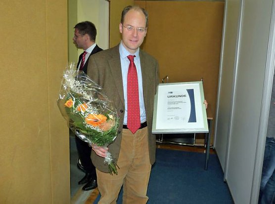 Auszeichnung "Hervorragender Ausbildungsbetrieb" (Foto: Karl-Heinz Herrmann)