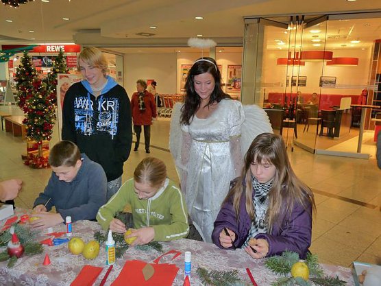 Adventsmarkt gestartet (Foto: Karl-Heinz Herrmann)