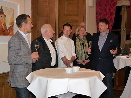 Kulinarik und Kunst (Foto: Karl-Heinz Herrmann)