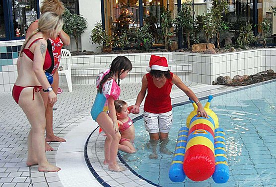 Nikolaus-Party (Foto: Kyffhäuser-Therme) Nikolaus-Party (Foto: Kyffhäuser-Therme)