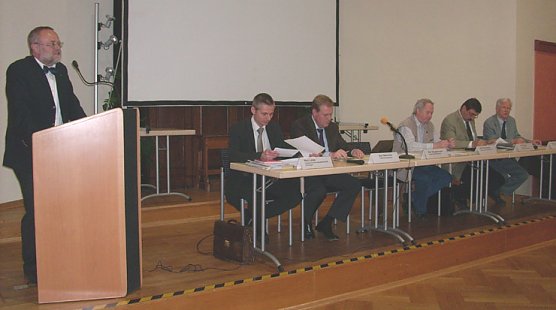 Regionalkonferenz (Foto: Karl-Heinz Herrmann) Regionalkonferenz (Foto: Karl-Heinz Herrmann)