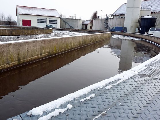 Harte Arbeit f&uuml;r sauberes Abwasser (Foto: Karl-Heinz Herrmann)