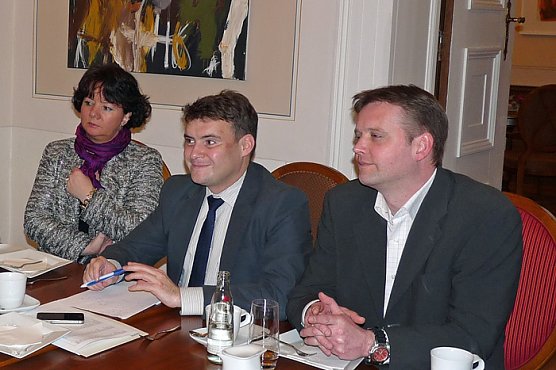 Mit Unternehmern getroffen (Foto: Karl-Heinz Herrmann) Mit Unternehmern getroffen (Foto: Karl-Heinz Herrmann)