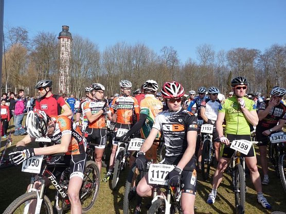 Rekordbeteiligung beim Possenlauf (1) (Foto: Karl-Heinz Herrmann)