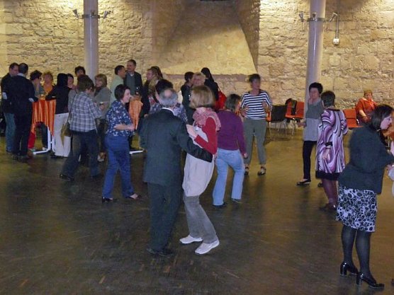 Feiern nach der Arbeit (Foto: Karl-Heinz Herrmann)