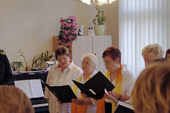 1.000 � f&uuml;r den Frankenh&auml;user Frauenchor (Foto: S&ouml;ren Schobe&szlig;)