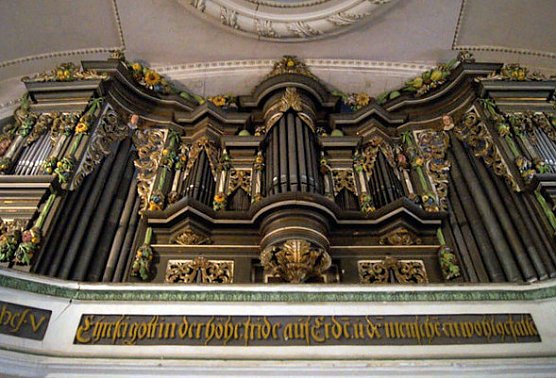 Pressegespr&auml;ch und Spende Unterkirche (Foto: S&ouml;ren Schobe&szlig;)