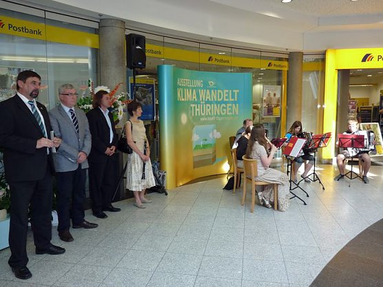 Klimaausstellung eröffnet (Foto: Karl-Heinz Herrmann) Klimaausstellung eröffnet (Foto: Karl-Heinz Herrmann)