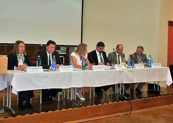 Imagekampagne angeregt (Foto: Karl-Heinz Herrmann) Imagekampagne angeregt (Foto: Karl-Heinz Herrmann)