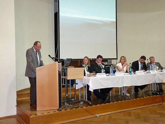 Imagekampagne angeregt (Foto: Karl-Heinz Herrmann) Imagekampagne angeregt (Foto: Karl-Heinz Herrmann)