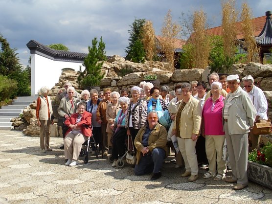 Senioren im Garten des ewigen Gl&uuml;cks (Foto: Thomas Leipold)