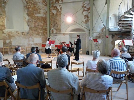 Reichhaltiges Angebot (Foto: Karl-Heinz Herrmann)