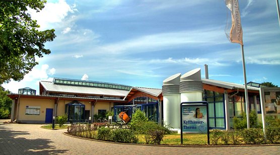 JährlicheWartungsarbeiten im 2012 (Foto: Kyffhäuser-Therme) JährlicheWartungsarbeiten im 2012 (Foto: Kyffhäuser-Therme)