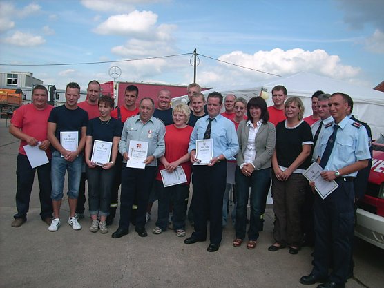 Tag der offenen Tür Feuerwehr Bebra (Foto: Karl-Heinz Herrmann) Tag der offenen Tür Feuerwehr Bebra (Foto: Karl-Heinz Herrmann)