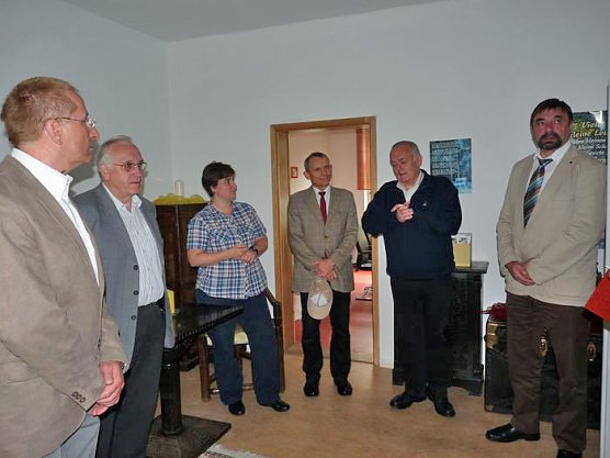 Eröffnung der Kirchenkreisdiakoniestelle (Foto: Karl-Heinz Herrmann) Eröffnung der Kirchenkreisdiakoniestelle (Foto: Karl-Heinz Herrmann)