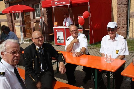 Bergleute feierten (Foto: Hans-Jürgen Schmidt) Bergleute feierten (Foto: Hans-Jürgen Schmidt)