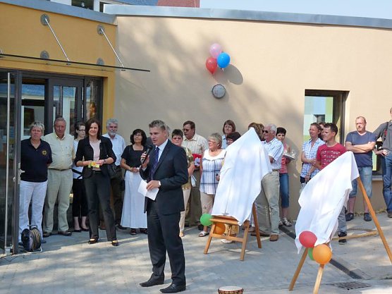 Erweiterungsbau &uuml;bergeben (Foto: Karl-Heinz Herrmann)