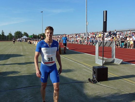 Unter die Stars gemischt (Foto: Karl-Heinz Herrmann) Unter die Stars gemischt (Foto: Karl-Heinz Herrmann)