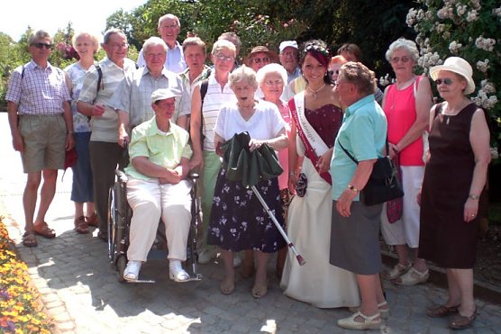 Geburtstag Rosarium (Foto: Klaus Henze, Artern) Geburtstag Rosarium (Foto: Klaus Henze, Artern)