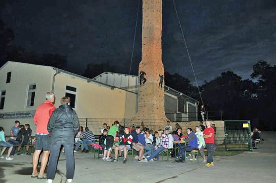 Weitere Akktionen (Foto: Ferienpark Feuerkuppe) Weitere Akktionen (Foto: Ferienpark Feuerkuppe)