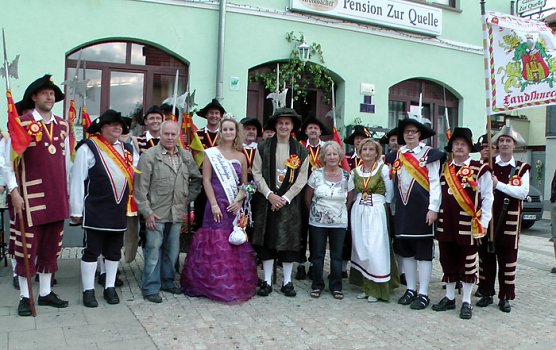 Ah und Oh bei Hausm&auml;nnern (Foto: Karl-Heinz Herrmann)