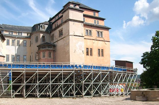 Trib&uuml;ne Schlossfestspiele (Foto: Karl-Heinz Herrmann)