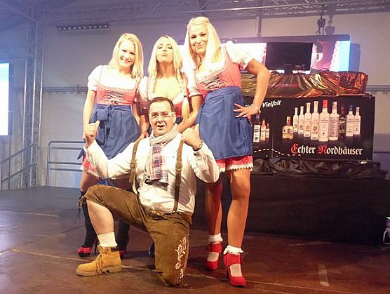 "O zappft is!" (Foto: Karl-Heinz Herrmann) "O zappft is!" (Foto: Karl-Heinz Herrmann)