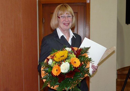 Ehrengabe der Stadt Sondershausen (Foto: Karl-Heinz Herrmann) Ehrengabe der Stadt Sondershausen (Foto: Karl-Heinz Herrmann)