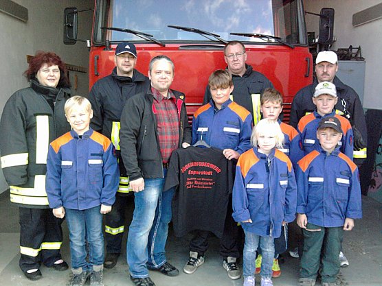 T-Shirts f&uuml;r die Jugend (Foto: Jugend Feuerwehr Esperstedt)