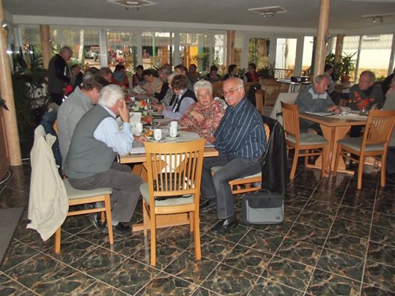 Gesamtvorstand der Gartenfreunde tagte (Foto: Thomas Leipold) Gesamtvorstand der Gartenfreunde tagte (Foto: Thomas Leipold)