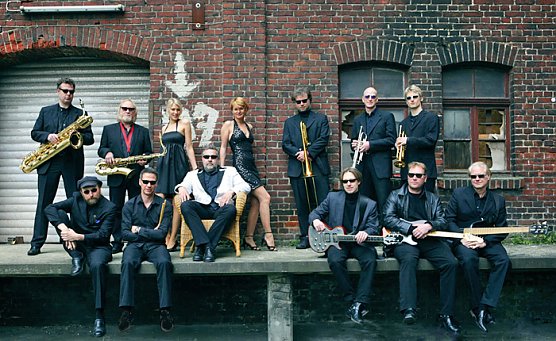 "Soulfamily" live in Sondershausen (Foto: Kyffh&auml;usersparkasse)