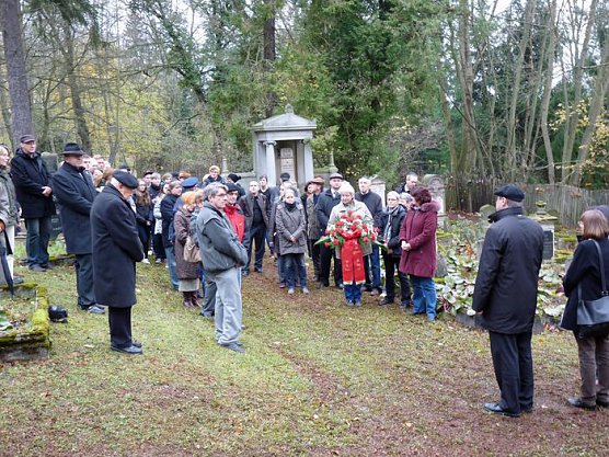 Der Opfer gedacht (Foto: Karl-Heinz Herrmann)