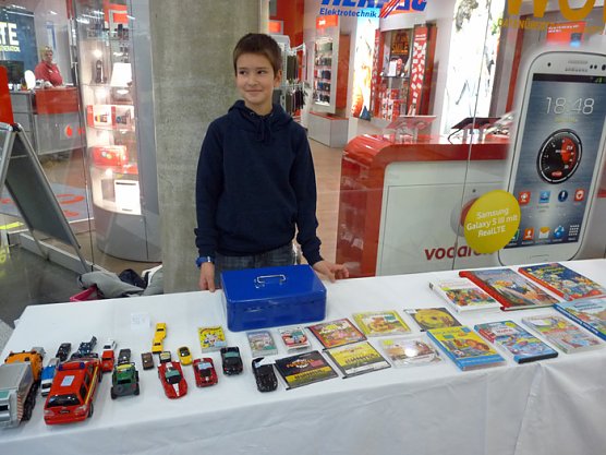 Heftiger Ansturm (Foto: Karl-Heinz Herrmann)