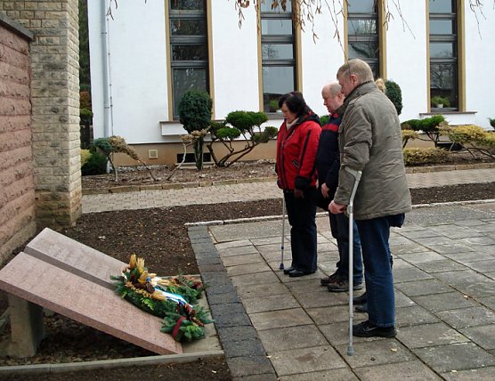 Volkstrauertag Artern (Foto: Ronald R&ouml;mer)