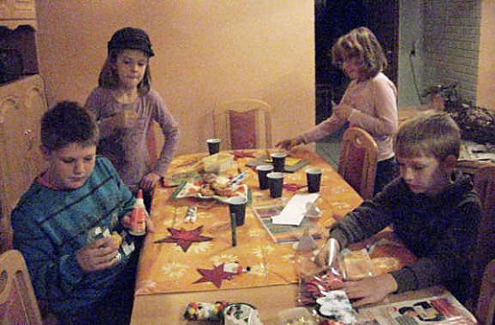 Kreativit&auml;t im Jugendclub (Foto: Alte Post)