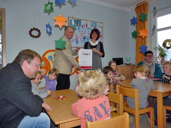 Zertifikat verteidigt (Foto: Karl-Heinz Herrmann)