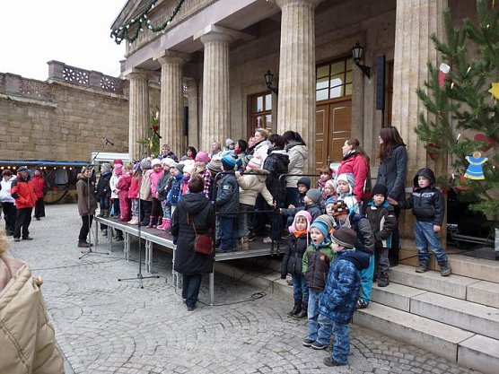 Weihnachtsmarkt eröffnet (Foto: Karl-Heinz Herrmann) Weihnachtsmarkt eröffnet (Foto: Karl-Heinz Herrmann)