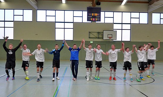 Kampf wie bei den Gro&szlig;en (Foto: Karl-Heinz Herrmann)