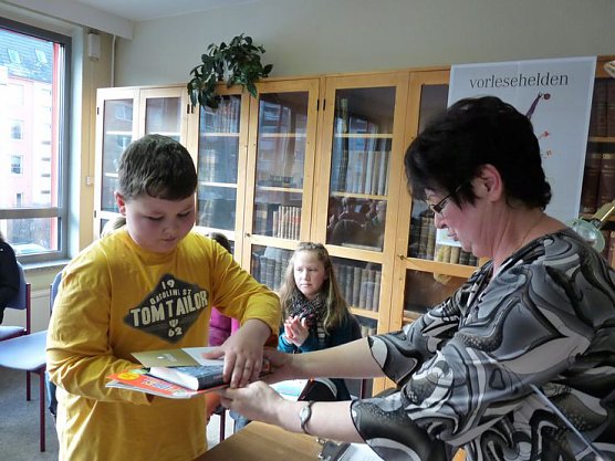 Vorleseheldinnen im Stechen (Foto: Karl-Heinz Herrmann)