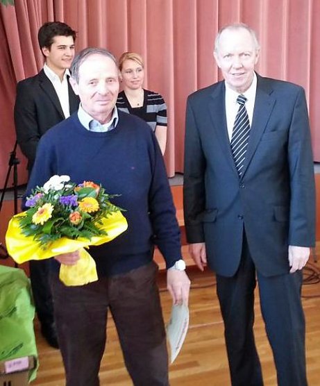 Sondersh&auml;user mit Ehrennadel ausgezeichnet (Foto: Marcel Fromm)