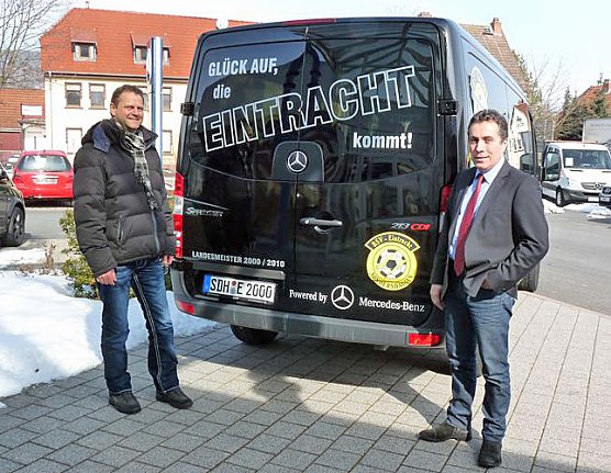 Gl&uuml;ckauf, die Eintracht kommt... (Foto: Karl-Heinz Herrmann)