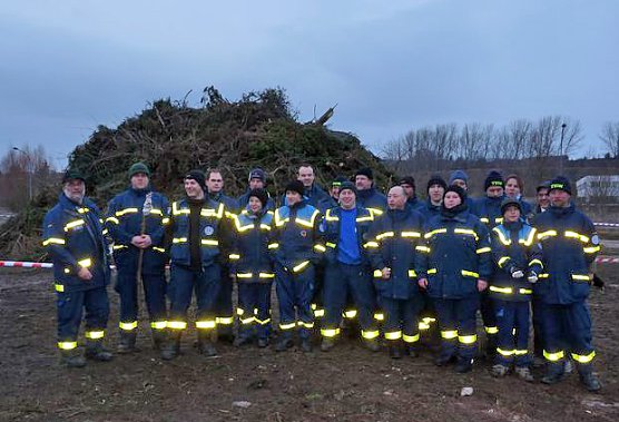 Es ist gez&uuml;ndet (Foto: Karl-Heinz Herrmann)