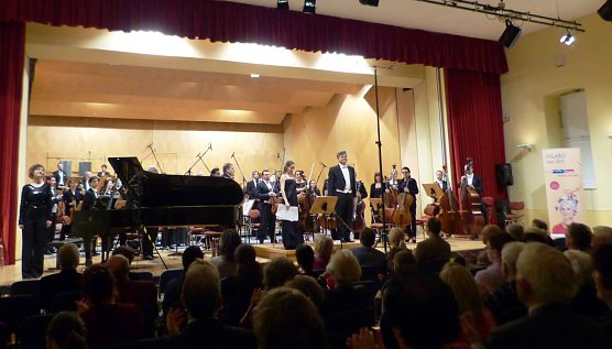 Im Radio zu hören (Foto: B. Susemihl) Im Radio zu hören (Foto: B. Susemihl)