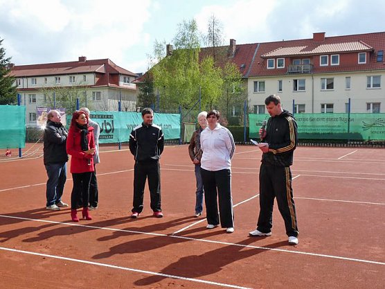 Sondershausen spielt Tennis (Foto: Karl-Heinz Herrmann)